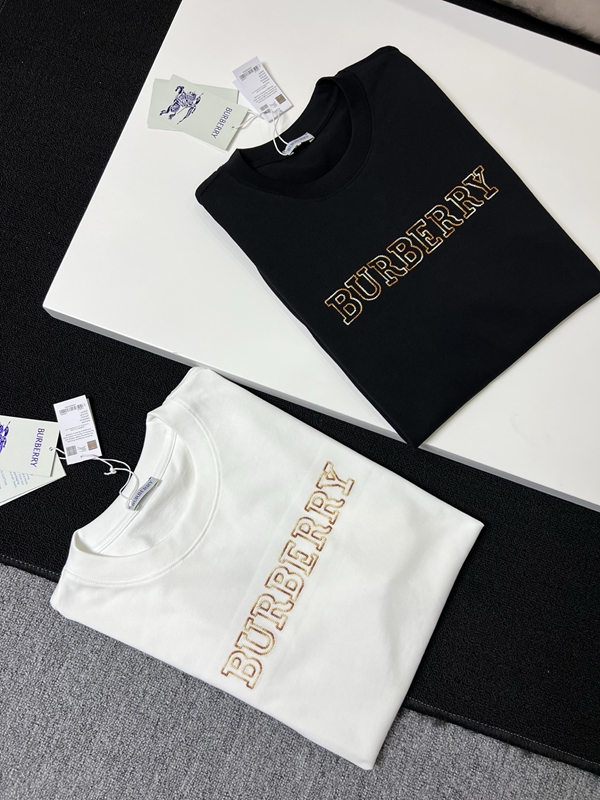 ブランドTシャツ背面デザイン